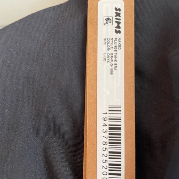 SKIMS Naked Plunge Tank Bra - Picture 3 of 6